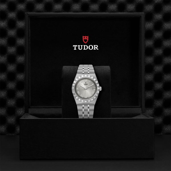 M28400 0001 tudor watch carousel 4 4 10 2023