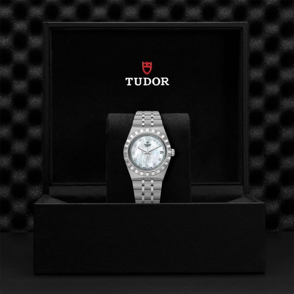 M28400 0005 tudor watch carousel 4 4 10 2023