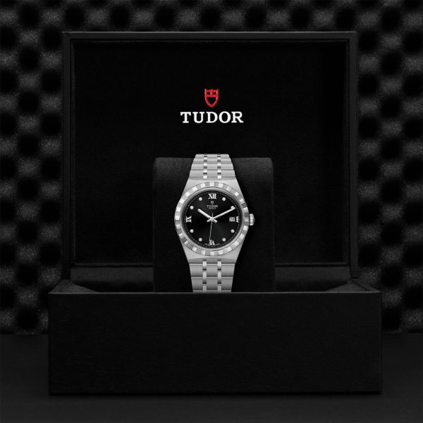 M28500 0004 tudor watch carousel 4 4 10 2023