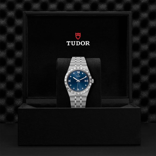 M28500 0006 tudor watch carousel 4 4 10 2023