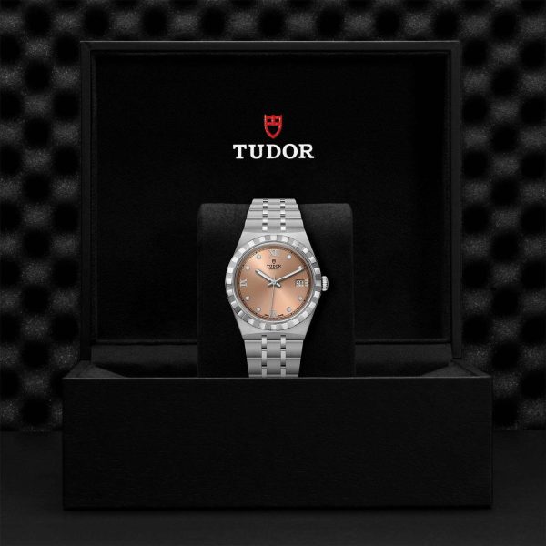 M28500 0009 tudor watch carousel 4 4 10 2023