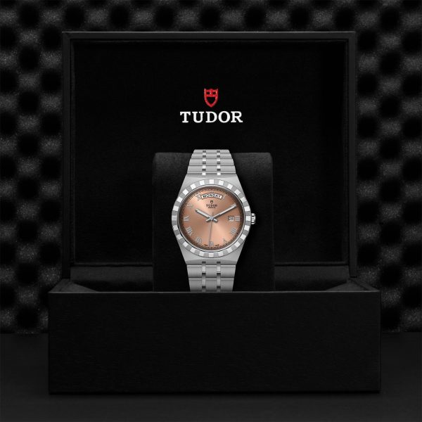 M28600 0009 tudor watch carousel 4 4 10 2023