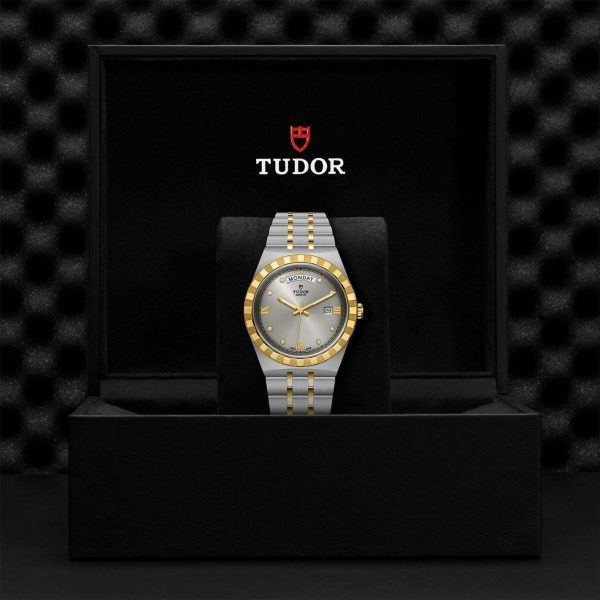 M28603 0002 tudor watch carousel 4 4 10 2023