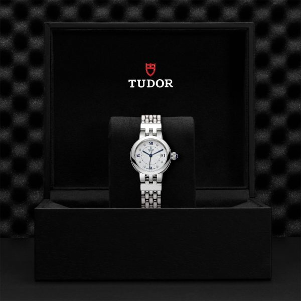 M35200 0004 tudor watch carousel 4 4 10 2023