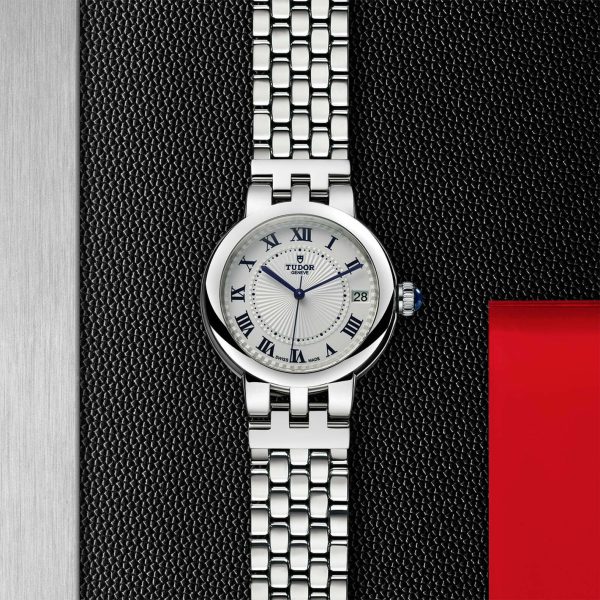 M35800 0001 tudor watch carousel 2 4 10 2023