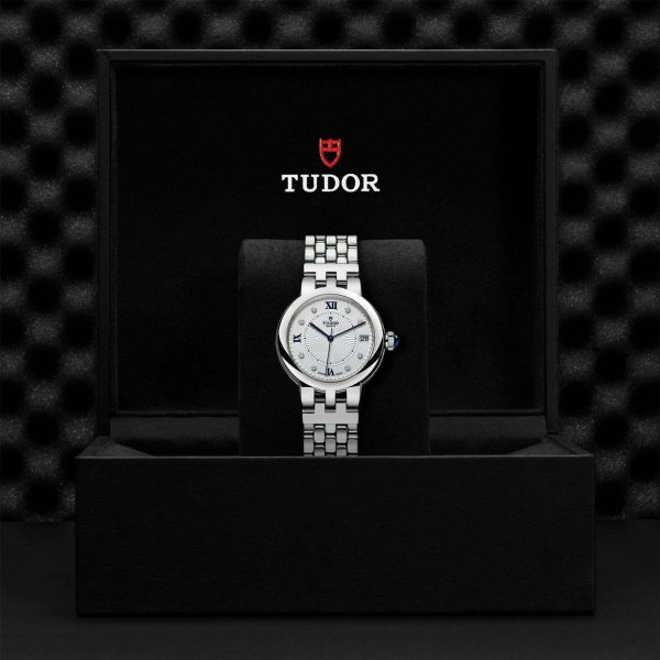 M35800 0004 tudor watch carousel 4 4 10 2023