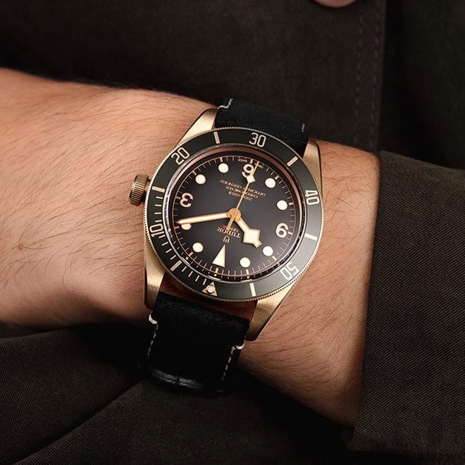 TUDOR Black Bay Bronze M79250BA-0001 - Image 4