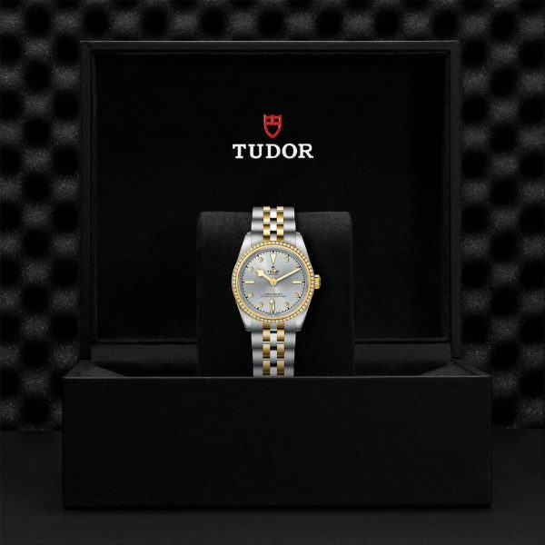 M79613 0006 tudor watch carousel 4 4 10 2023