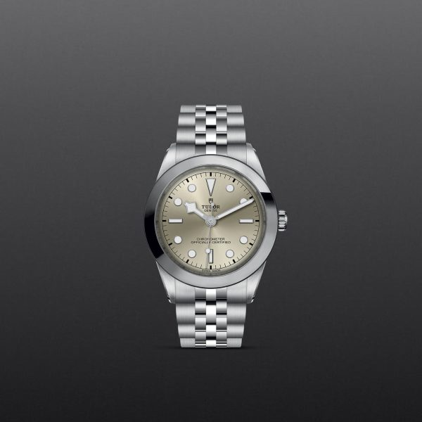 M79660 0003 tudor watch carousel 1 4 10 2023