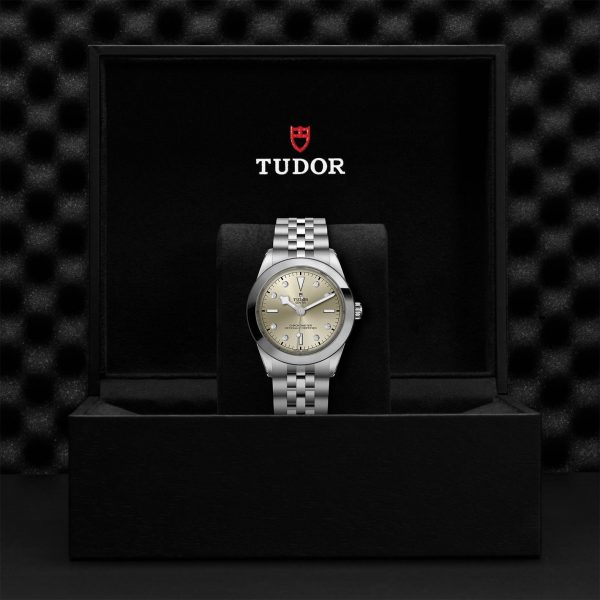 M79660 0006 tudor watch carousel 4 4 10 2023