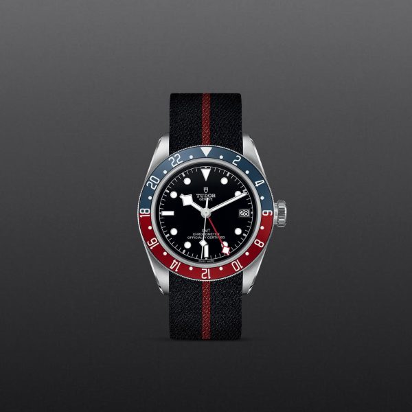 M79830RB 0003 tudor watch carousel 1 4 10 2023