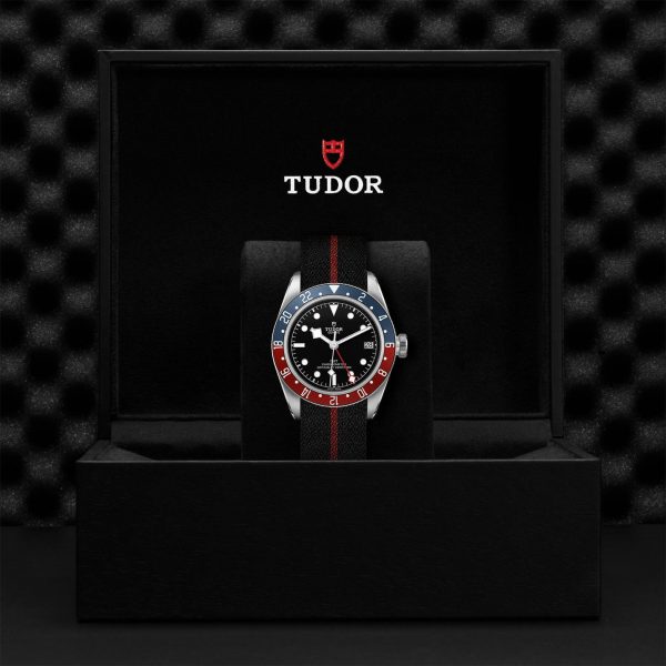 M79830RB 0003 tudor watch carousel 4 4 10 2023