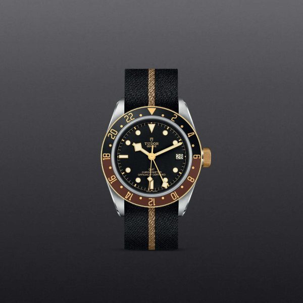 M79833MN 0004 tudor watch carousel 1 4 10 2023