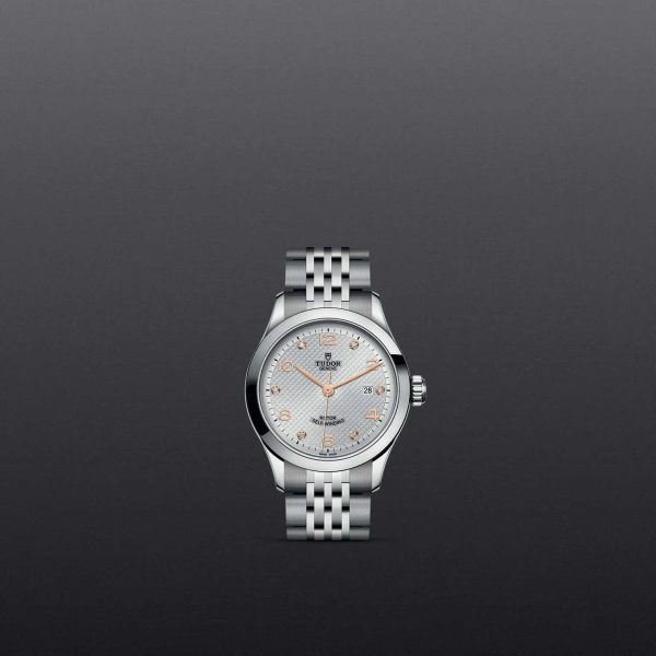 M91350 0003 tudor watch carousel 1 4 10 2023