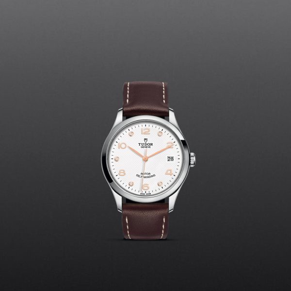 M91450 0014 tudor watch carousel 1 4 10 2023