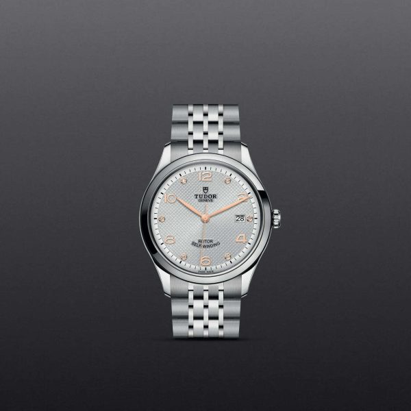 M91550 0003 tudor watch carousel 1 4 10 2023